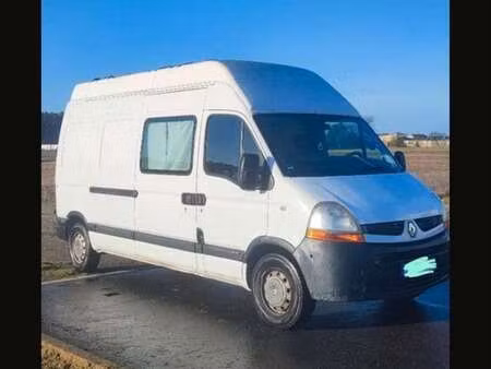 Renault Master 2.5 dCi 120