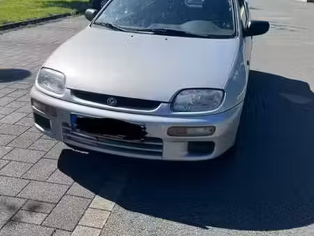 Mazda 323 1.5 88