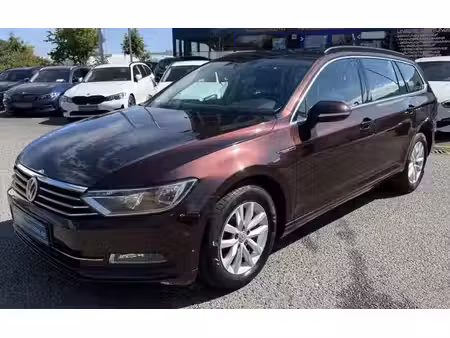Volkswagen Passat 2.0 TDI 140 Confortline 4Motion
