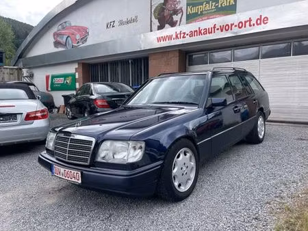 Mercedes-Benz Classe E E 320