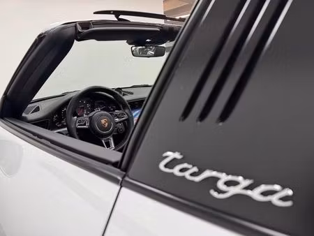 Porsche 911 Carrera 4S 3.0 420 4x4