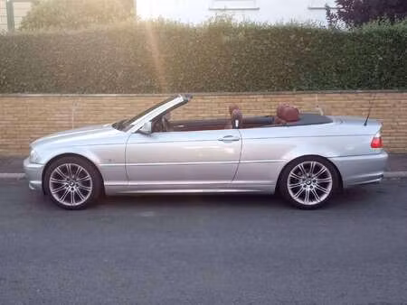 BMW Série 3 320i 2.2 170