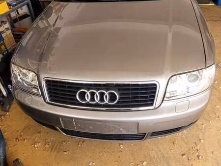 Audi A6 V6 2.4 170