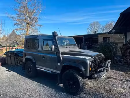 Land Rover Defender TD4 2.4 122 4x4