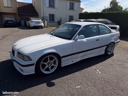 BMW Série 3 M3 3.0 286