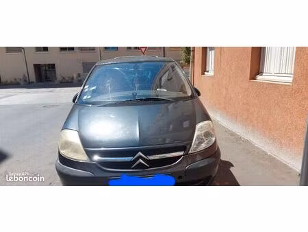 Citroën C8