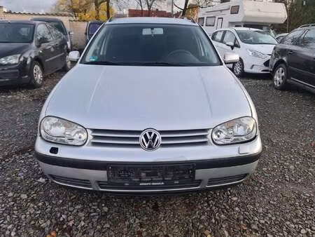 Volkswagen Golf 1.6 TDI 110