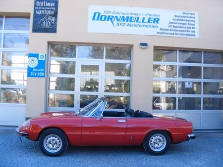 Alfa Romeo Spider Duetto 2.0