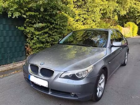BMW Série 5 520i 2.2 170