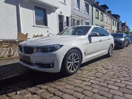 BMW Série 3 330i 2.0 252 Luxury xDrive