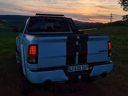 RAM 1500 V8 5.7 BIG Horn
