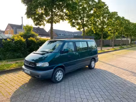 Volkswagen Transporter T4 2.5 TDI 102