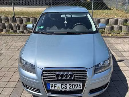Audi A3 1.6 102 Ambiente
