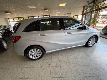 Mercedes-Benz Classe B B 180