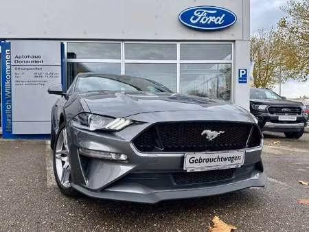 Ford Mustang Fastback V8 5.0
