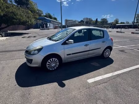 Renault Clio 1.2 75