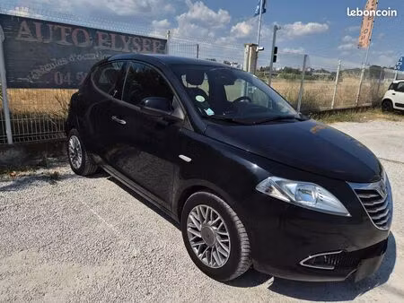 Lancia Ypsilon 1.3 MultiJet 95 Platinium