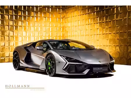Lamborghini Revuelto 
