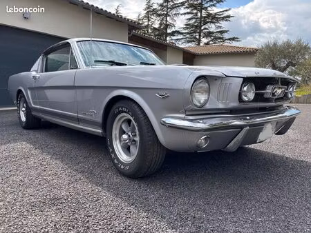 Ford Mustang Fastback