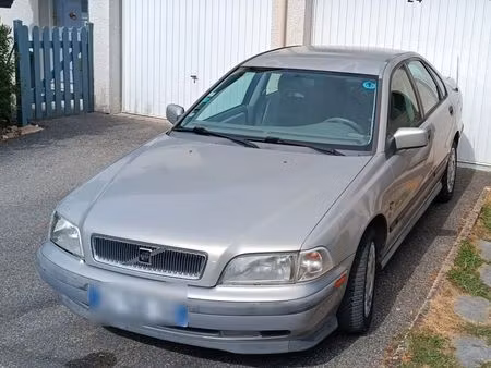 Volvo S40 1.8 115