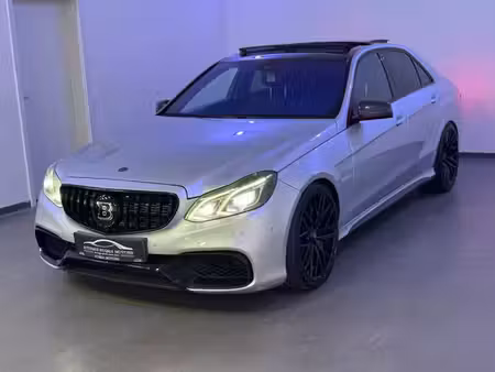 Mercedes-Benz Classe E E 63 AMG V8 5.5 525