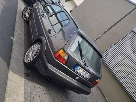 Volkswagen Golf GTI 1.8 115