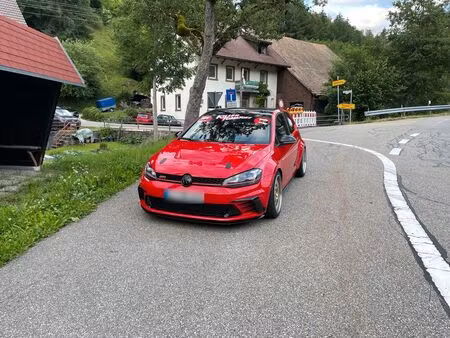 Volkswagen Golf GTI 2.0