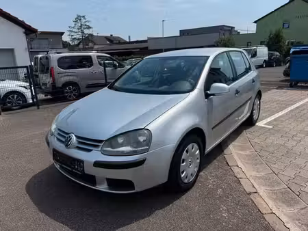 Volkswagen Golf 1.4 75 Trendline