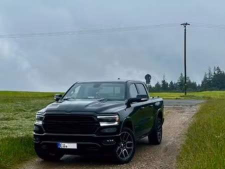 Dodge RAM 1500 V8 5.7