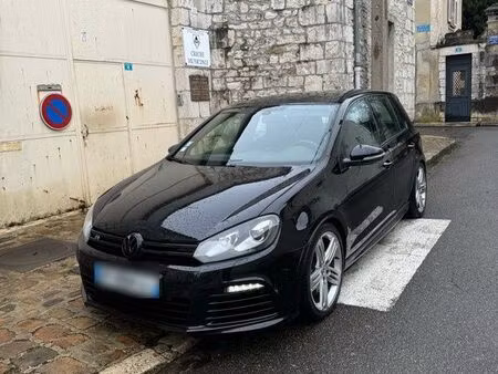 Volkswagen Golf R 2.0 TSI 270 4Motion