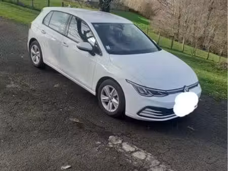 Volkswagen Golf 1.0 TSI 110