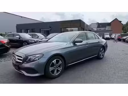 Mercedes-Benz Classe E E 200 2.0 184 Avantgarde