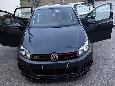 Volkswagen Golf GTI 2.0