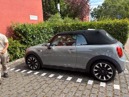 Mini Cabrio Cooper 1.6 136