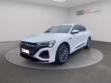 Audi Q8 55 408 S line quattro