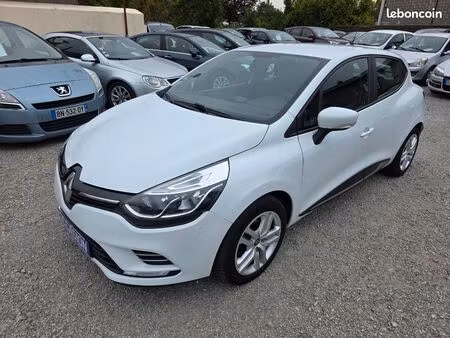 Renault Clio 1.2 75