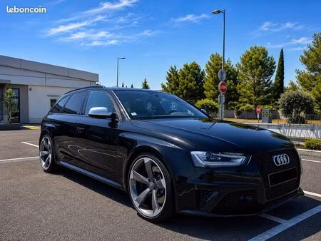 Audi A4 RS4 V8 4.2 450 quattro
