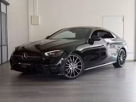 Mercedes-Benz Classe E E 220 AMG Line