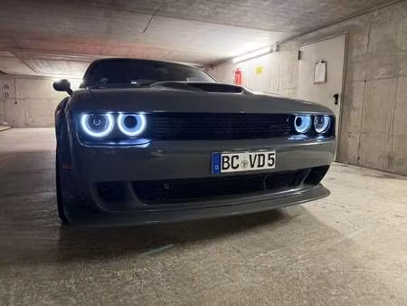 Dodge Challenger SXT Plus