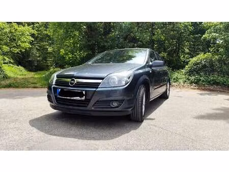 Opel Astra 1.8 140 Cosmo