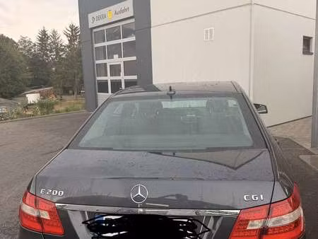 Mercedes-Benz Classe E E 200