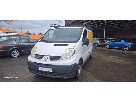 Renault Trafic 2.0 dCi 90