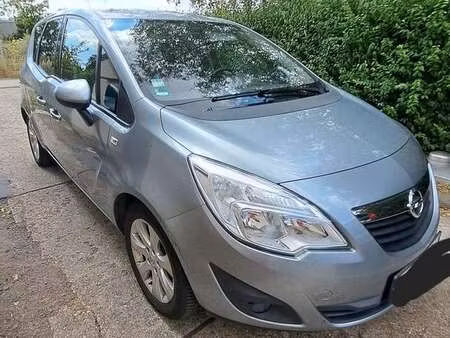 Opel Meriva 1.7 CDTI 110 Color Edition