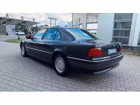 BMW Série 7 730i V8 3.5 218