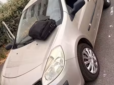 Renault Clio 1.2 75