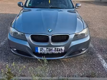 BMW Série 3 318i 2.0 143
