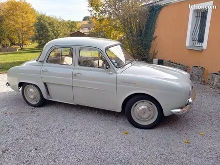 Renault Dauphine 