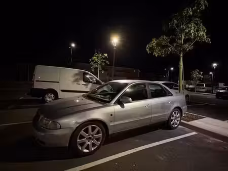 Audi A4 1.8 125