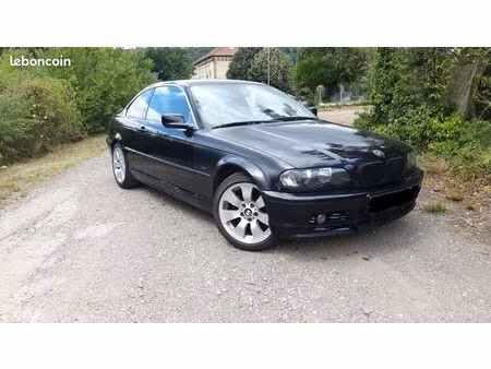 BMW Série 3 320i 2.2 170