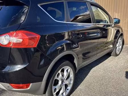 Ford Kuga 2.5 200 Titanium 4x4